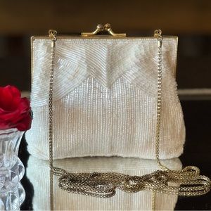 VINTAGE White beaded evening handbag